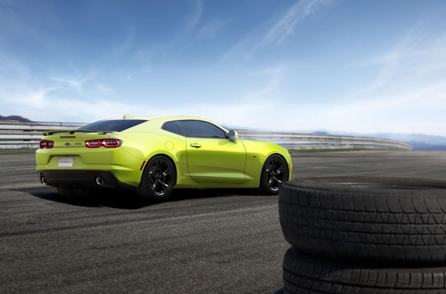  Chevrolet Camaro Shock Edition 2019 года  (RU) (фото 2 из 3)